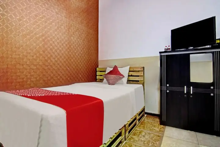 Тангеранг: OYO 90358 Poris Residence
