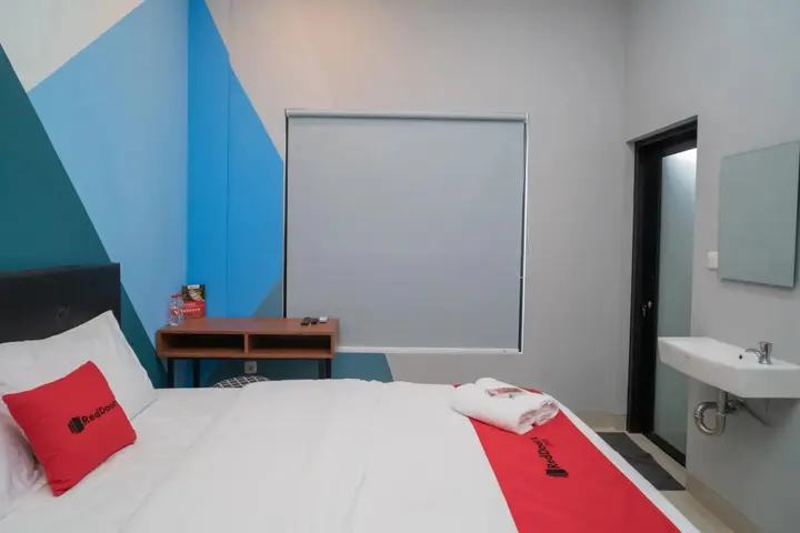 Батуретно: RedDoorz near Sindu Kusuma Edupark 3