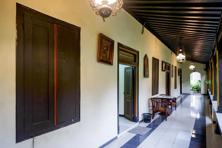 Суракарта: Cakra Homestay Solo RedPartner