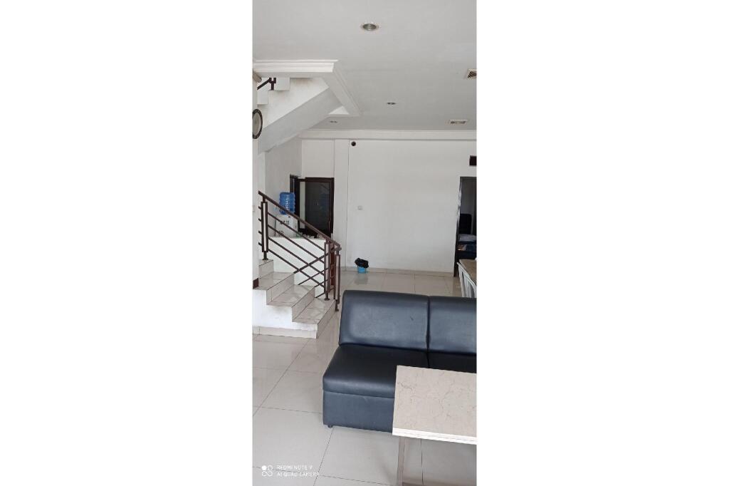 Бандунг: Guest House Pasundan