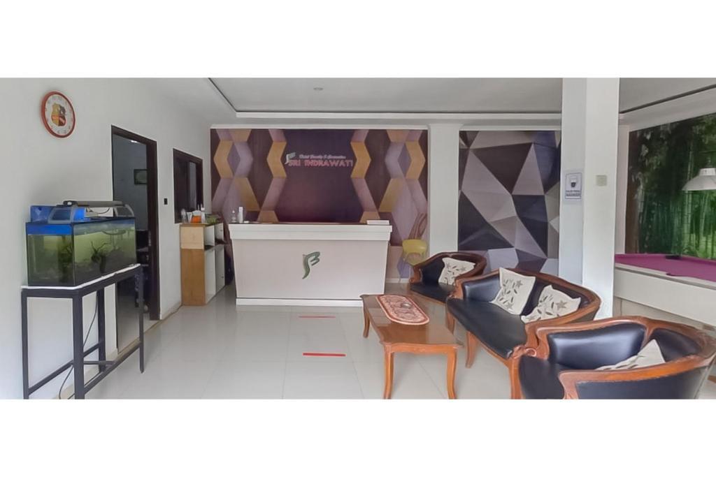 Сизаруа: Hotel Sri Indrawati RedPartner
