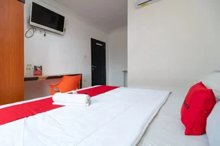 Пеканбару: RedDoorz near RSIA Andini Pekanbaru