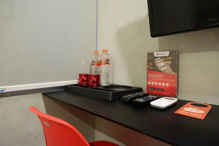 Семаранг: RedDoorz Plus near Kawasan Sam Poo Kong Semarang