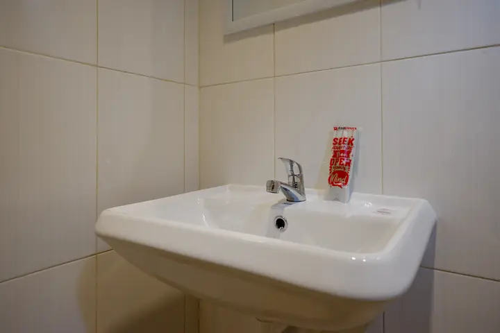 Депок: RedDoorz near Ambarrukmo Plaza Mall