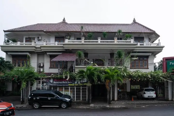 Тангеранг: Puri Saras Bintaro Syariah