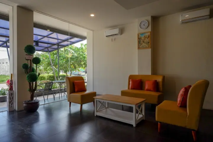 Сукохарджо: RedDoorz Plus near Solo Baru