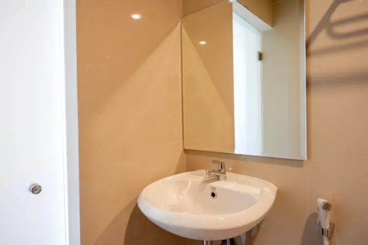 Сукохарджо: RedDoorz Plus near Solo Baru