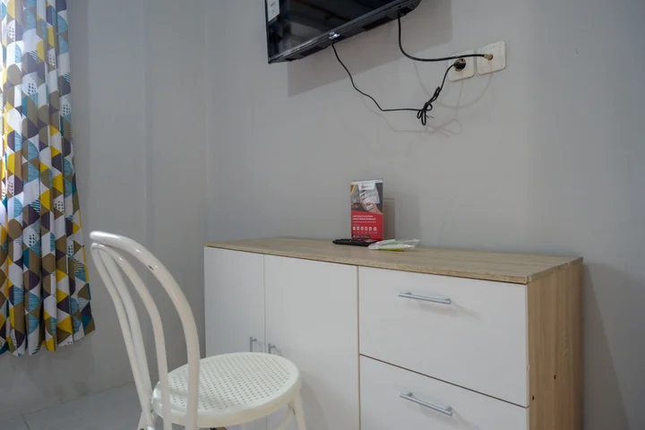 Суракарта: RedDoorz near Jalan Adi Sucipto Solo