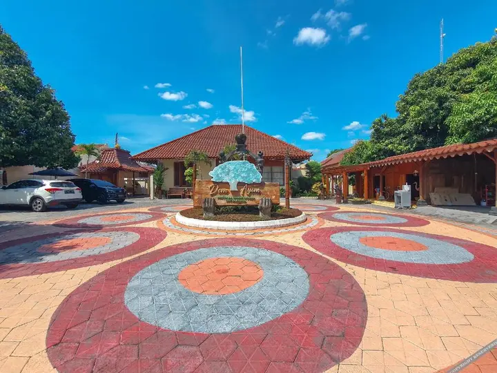 Батуретно: Dem Ayem Heritage Guest House