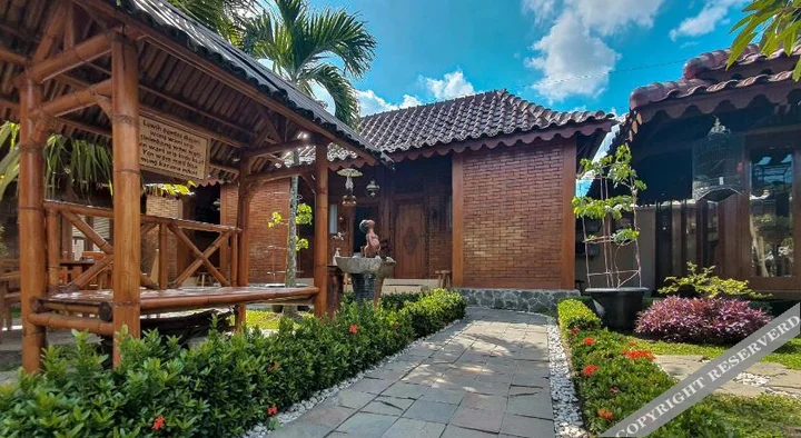 Батуретно: Dem Ayem Heritage Guest House