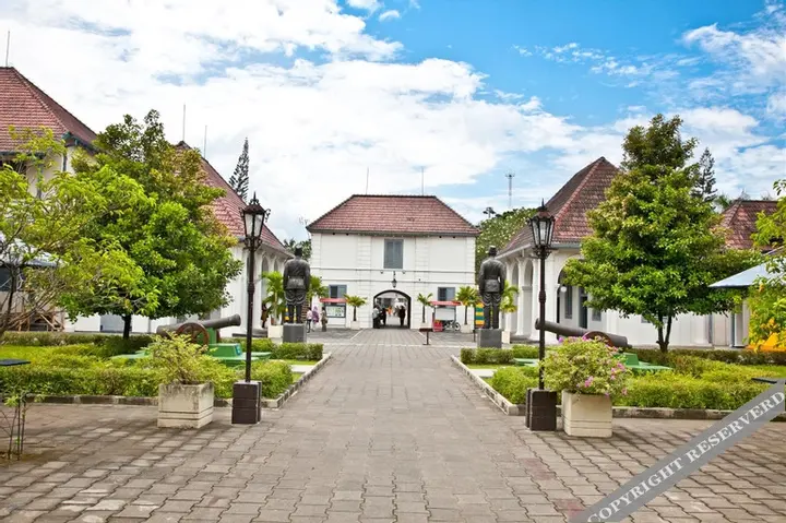 Батуретно: Dem Ayem Heritage Guest House
