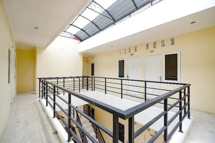 Картасура: Wisma Fortuna Syariah
