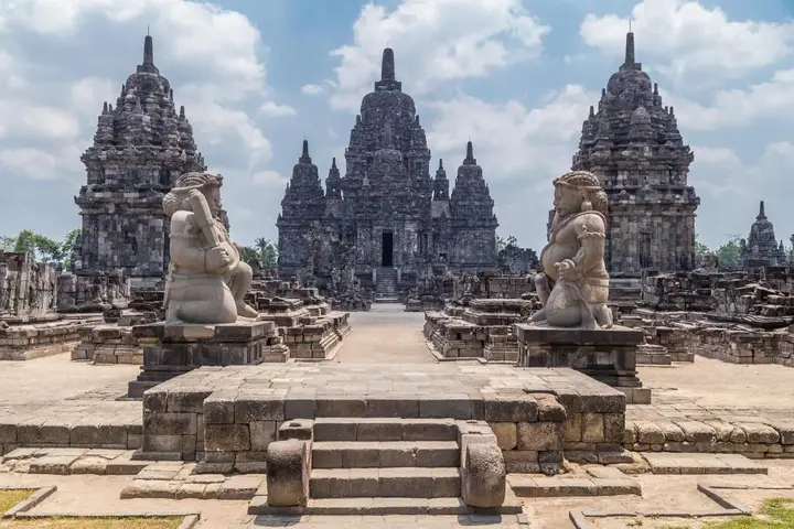 Sartini Inn Jogja — фото 4