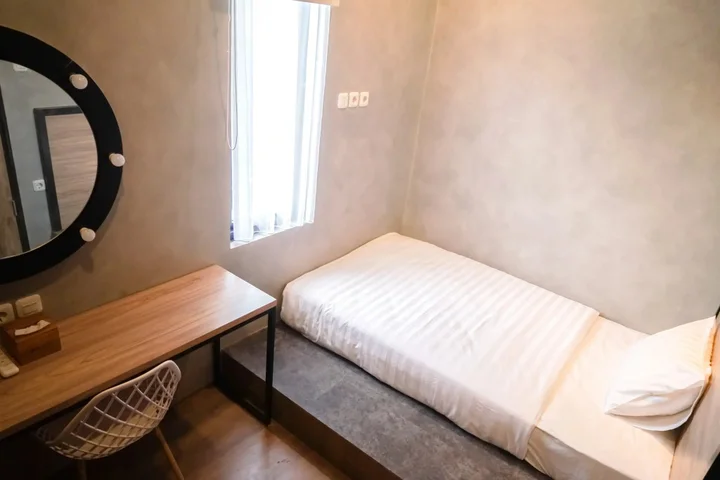 Сукохарджо: LOA Living Solo Baru