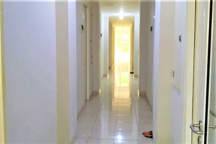 Legok: Mroom Residence Gading Serpong