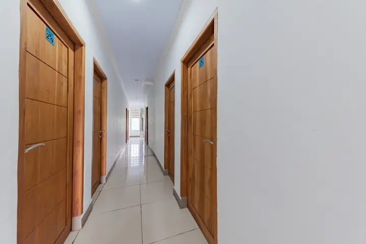 Пелабухан-рату: RedDoorz Syariah @ Pantai Pelabuhan Ratu