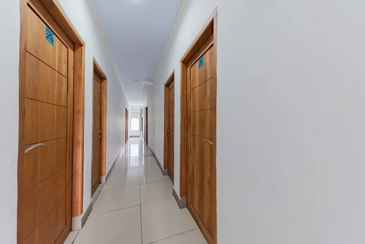 Пелабухан-рату: RedDoorz Syariah @ Pantai Pelabuhan Ratu