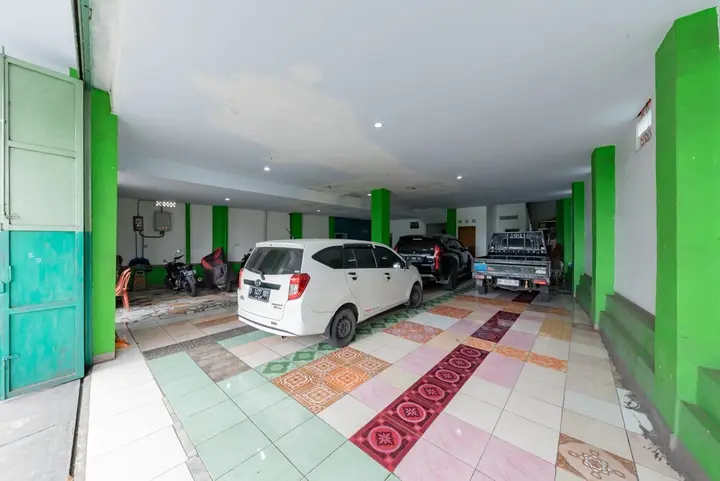 Пелабухан-рату: RedDoorz Syariah @ Pantai Pelabuhan Ratu