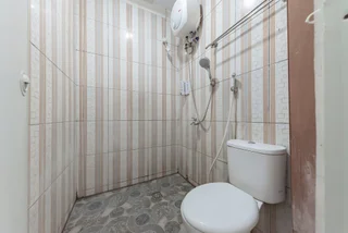 Пелабухан-рату: RedDoorz Syariah @ Pantai Pelabuhan Ratu