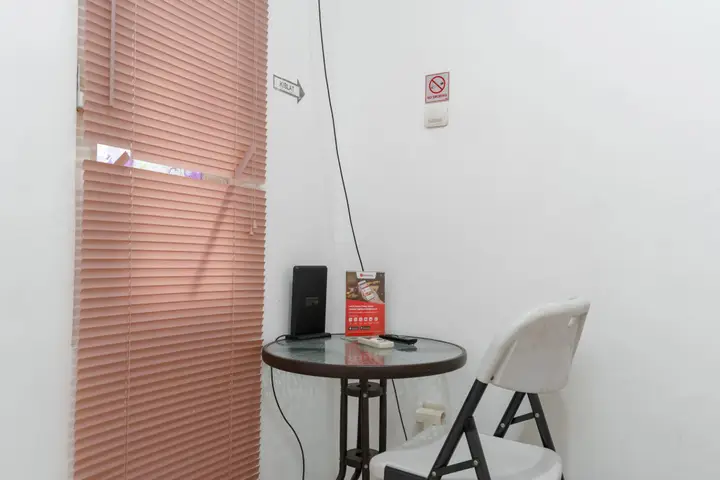 RedDoorz near RS Mitra Keluarga Depok — фото 2