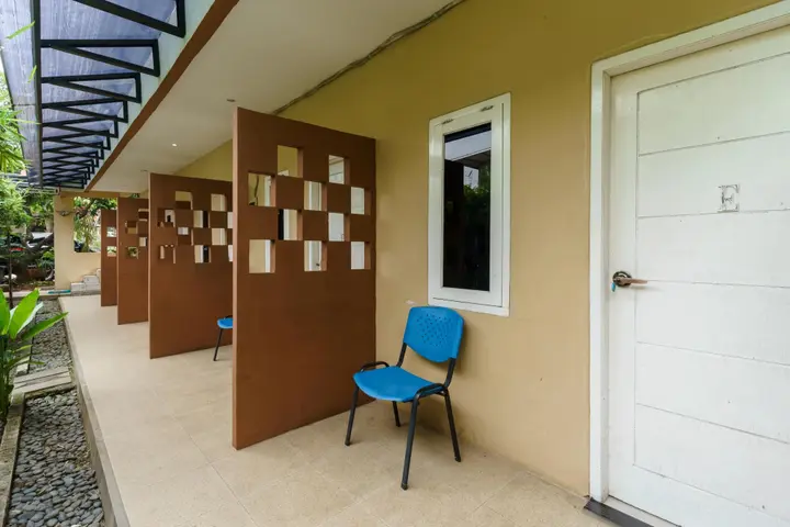 Депок: RedDoorz near RS Mitra Keluarga Depok