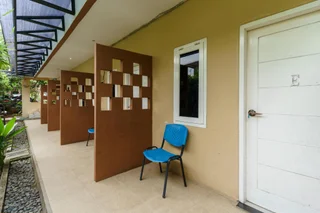Депок: RedDoorz near RS Mitra Keluarga Depok