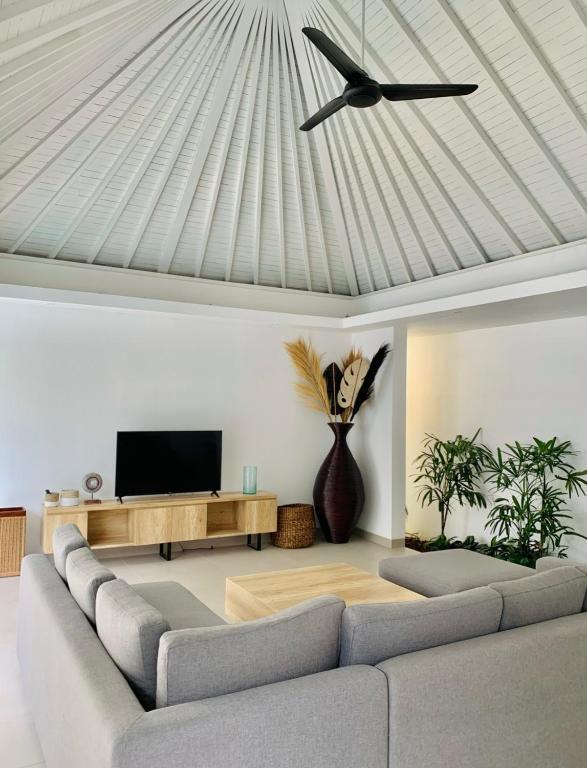 Керобокан: Alami Luxury Villa