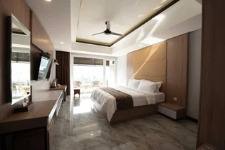 Батурити: hotel de danau lake view