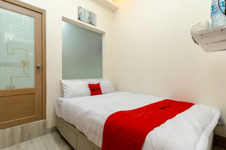 Джакарта: RedDoorz Plus @ Grogol Jakarta