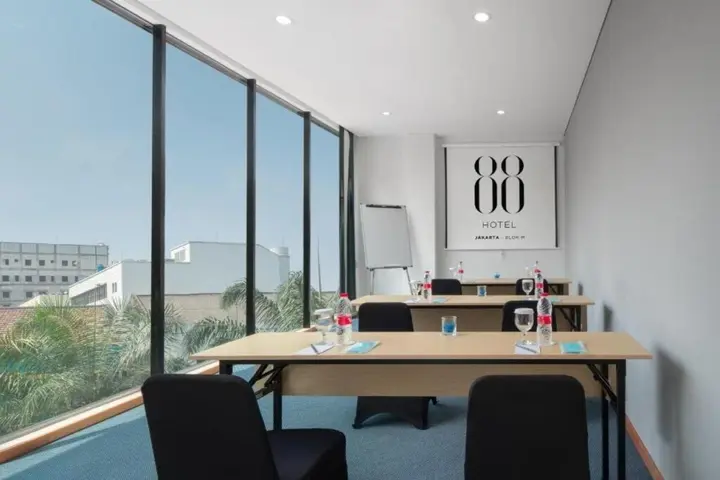 Джакарта: Hotel 88 Blok M