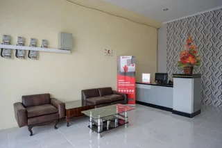 Суракарта: Reddoorz Syariah near Solo Square Mall