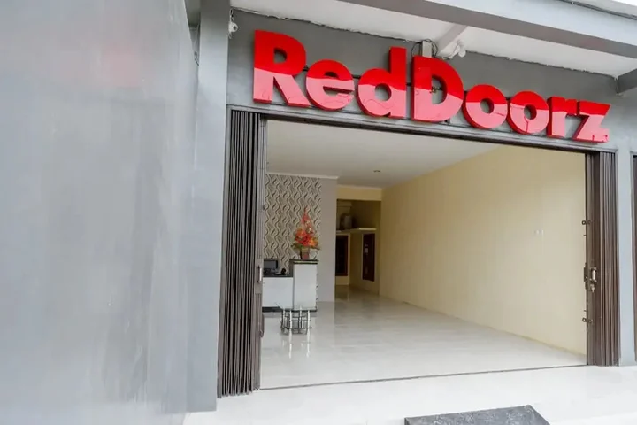 Суракарта: Reddoorz Syariah near Solo Square Mall