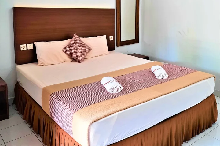 Клатен: Hotel Perdana