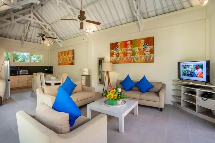 Каликбукбук: Lovina Beachhouse Villas