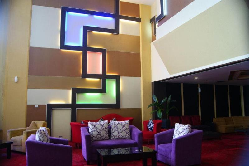 Баликпапан: Capital O 1963 Hotel The New Benakutai