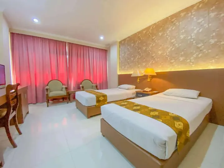 Суракарта: Riyadi Palace Hotel