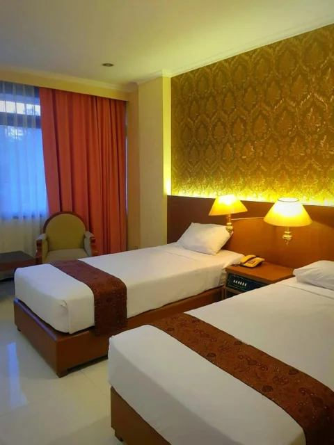 Суракарта: Riyadi Palace Hotel