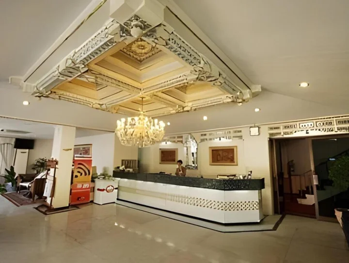 Суракарта: Riyadi Palace Hotel
