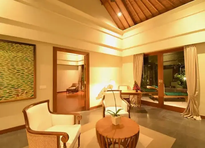 Беноа: The Shanti Residence