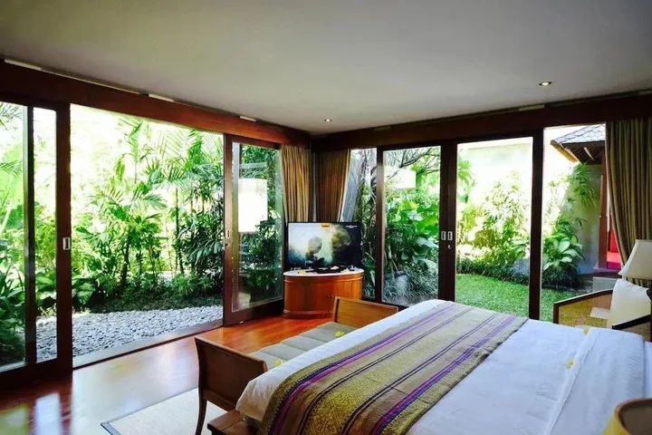 Беноа: The Shanti Residence