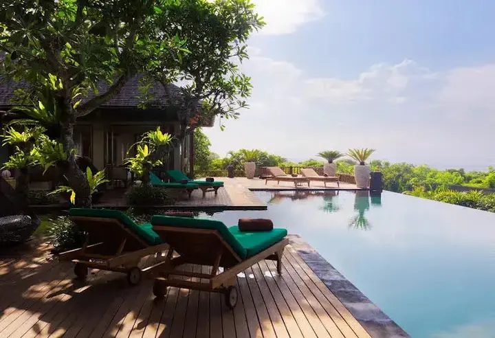 Беноа: The Shanti Residence