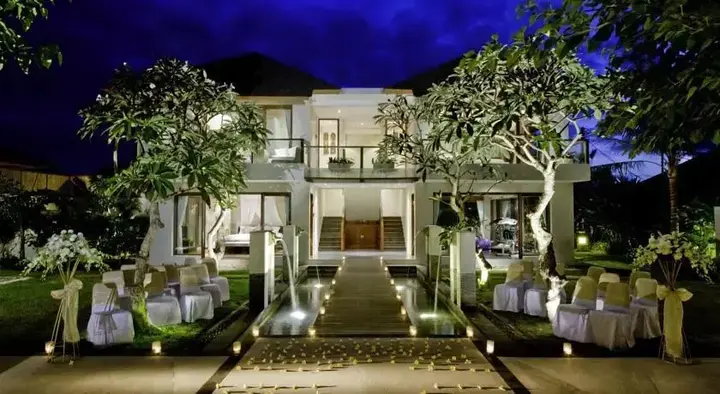 Беноа: The Shanti Residence