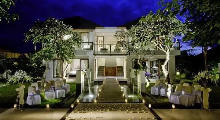 Беноа: The Shanti Residence