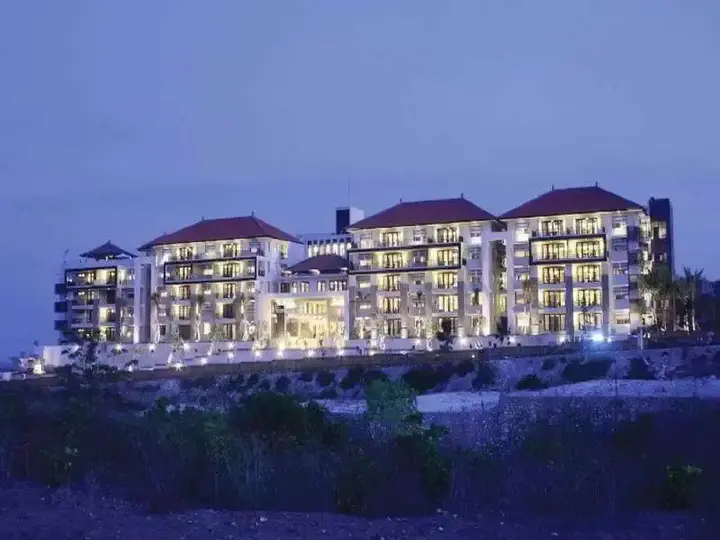 Беноа: Swiss-Belhotel Bay View Hotel,Suites and Villas Hotel