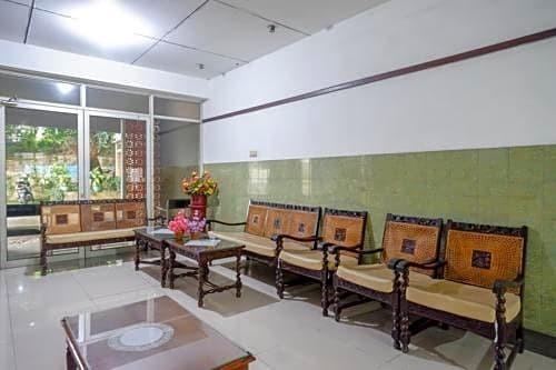 Семаранг: KoolKost Syariah @ Wisma Fastabiq (Minimun Stay 6 Nights)