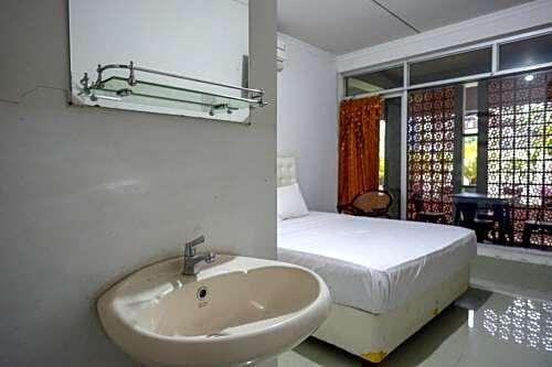 Семаранг: KoolKost Syariah @ Wisma Fastabiq (Minimun Stay 6 Nights)