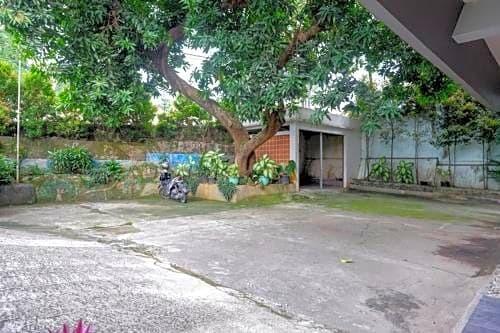 Семаранг: KoolKost Syariah @ Wisma Fastabiq (Minimun Stay 6 Nights)