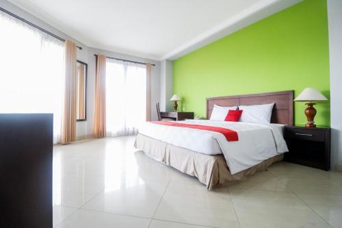 Баликпапан: Town House Bukit Damai Indah Hotel & Residence