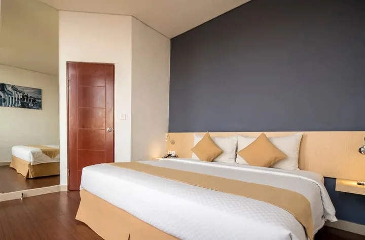 Сурабая: Hotel 88 Embong Malang