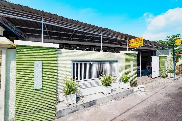 Сукохарджо: Griya Sakura Syariah Solo by OYO Rooms